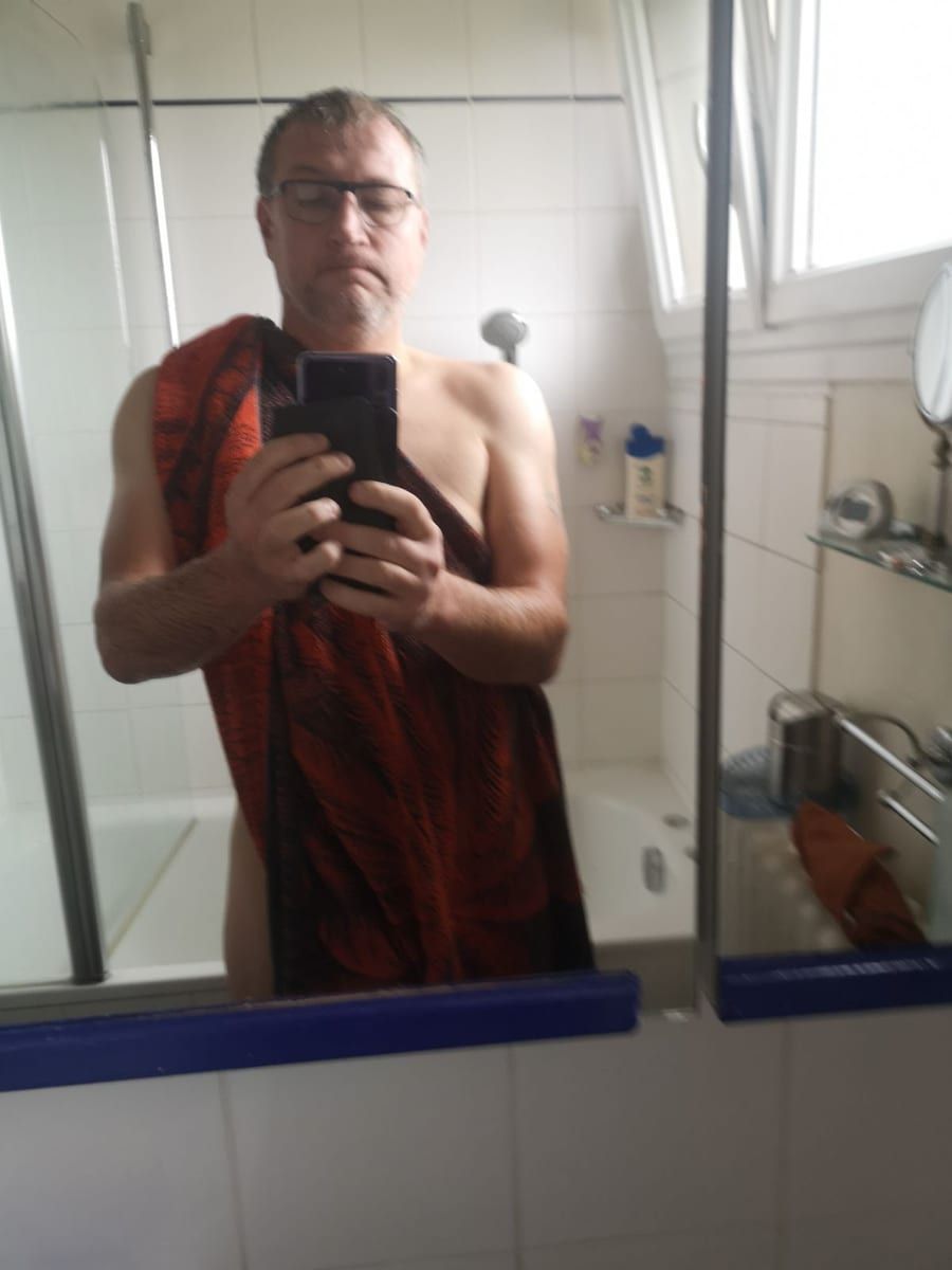 Ewald - Annonces sex à Yamaska Profil de Ewald, 32 ans, Annonces sex à Yamaska (Québec)